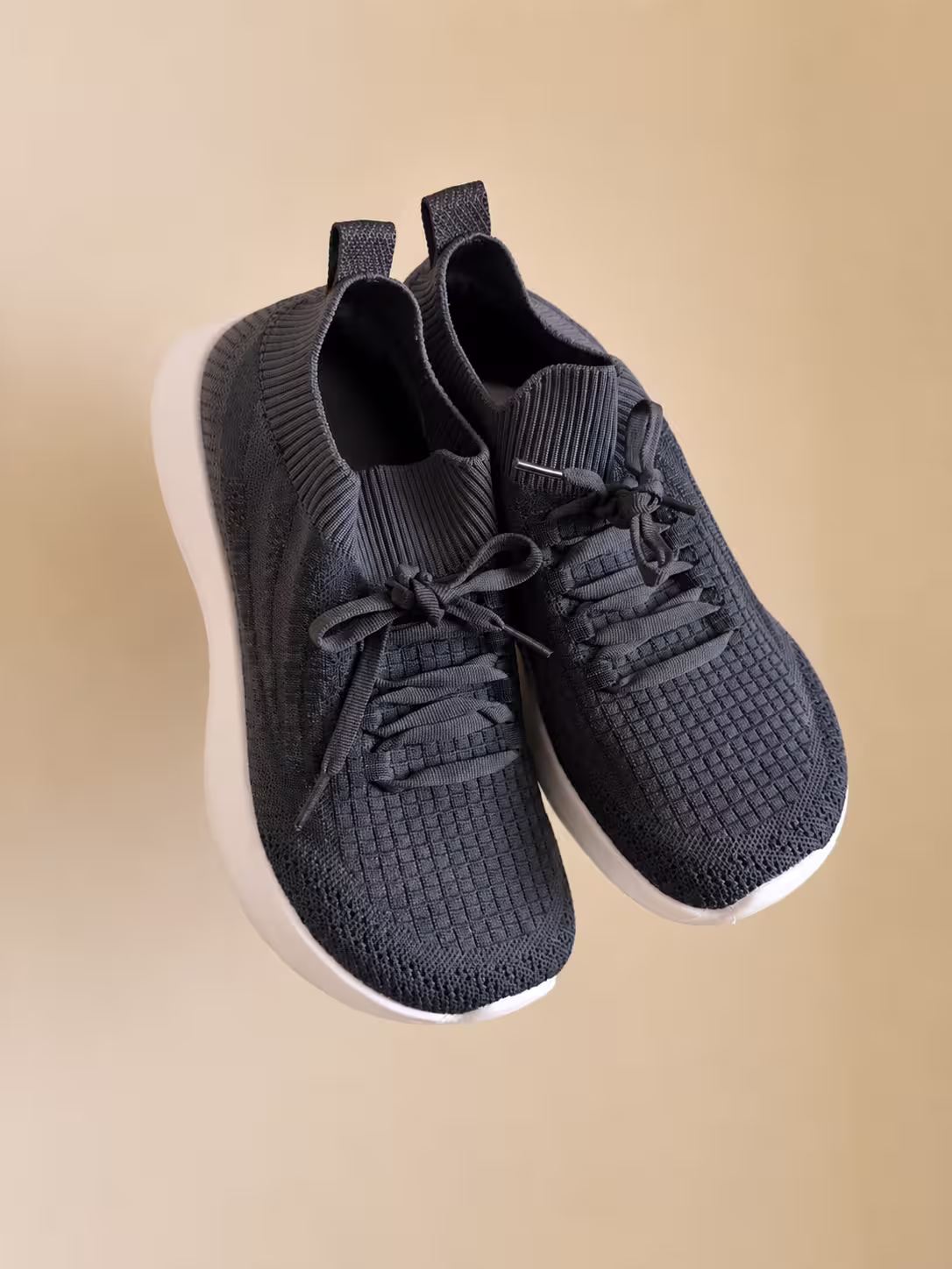 Zapatillas barefoot de caja ancha y drop cero compatibles con plantillas ortopédicas a medida — Sevilla