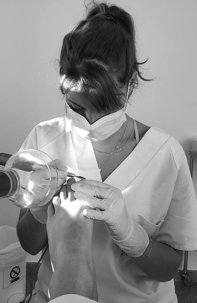 Tratamiento de quiropodia en Clínica Salud en Pie Sevilla